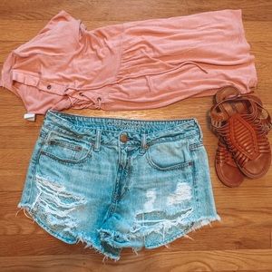 American Eagle HiRise Festival Shore in Light Wash